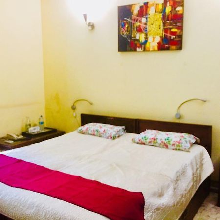 Homestay Chateau 39 Νέο Δελχί Εξωτερικό φωτογραφία